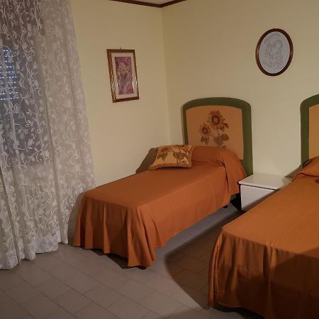 Top Bedroom Golfo - Le Lincelle, Lamezia - 2 Extra Large Single Beds Sant'Eufemia Lamezia Exterior photo